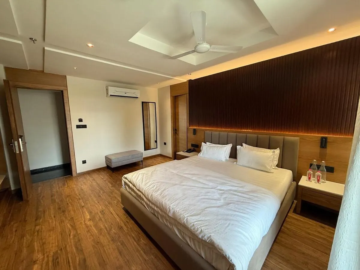 Signature Suite By The Lazy Host Udaipur Apartment