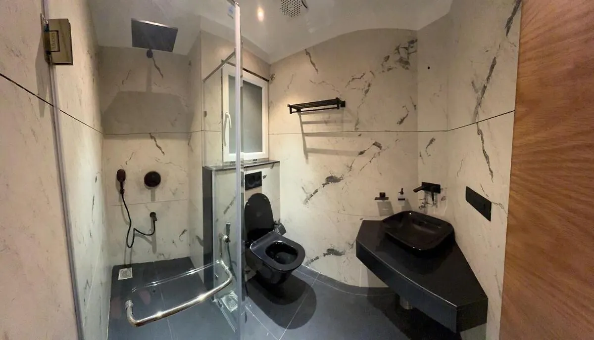 Signature Suite By The Lazy Host Udaipur Apartment